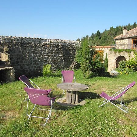 Le Petit Rias Gite Soleil Saint Maurice en Chalencon Exterior foto